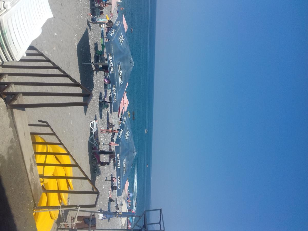 Runo Guest House Gagra Kültér fotó